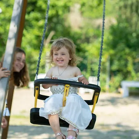 Lido Verbano Parque de Campismo Castelletto sopra Ticino