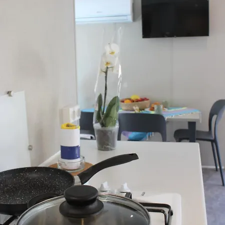 Lido Verbano 3* 카스텔레토소프라티시노