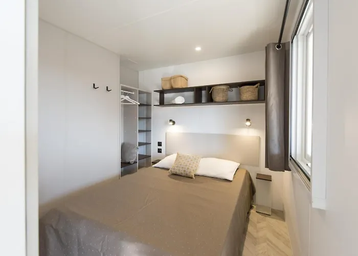 אתר קמפינג Lido Verbano Village קסטלטו סופרה טיצ'ינו