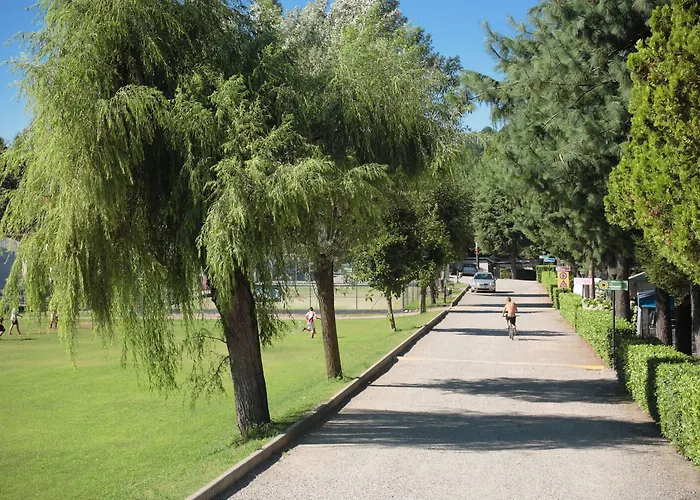 אתר קמפינג Lido Verbano Village 3*