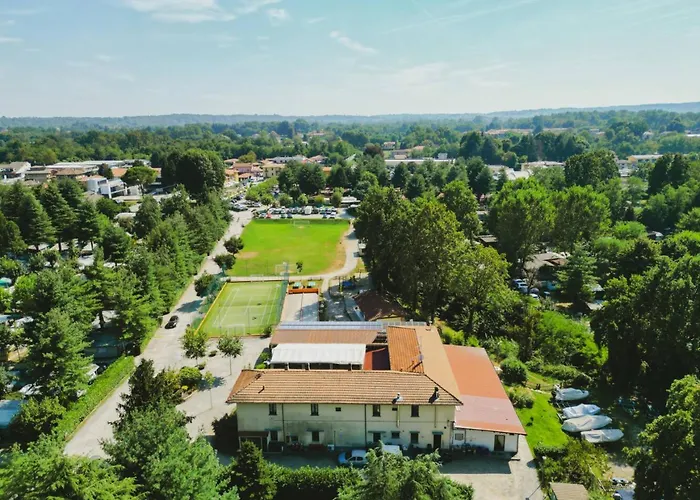 Lido Verbano Village אתר קמפינג