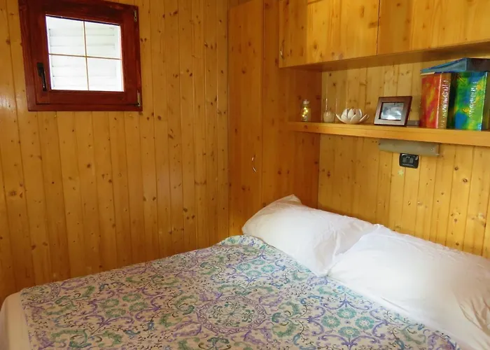 אתר קמפינג Lido Verbano Village 3*